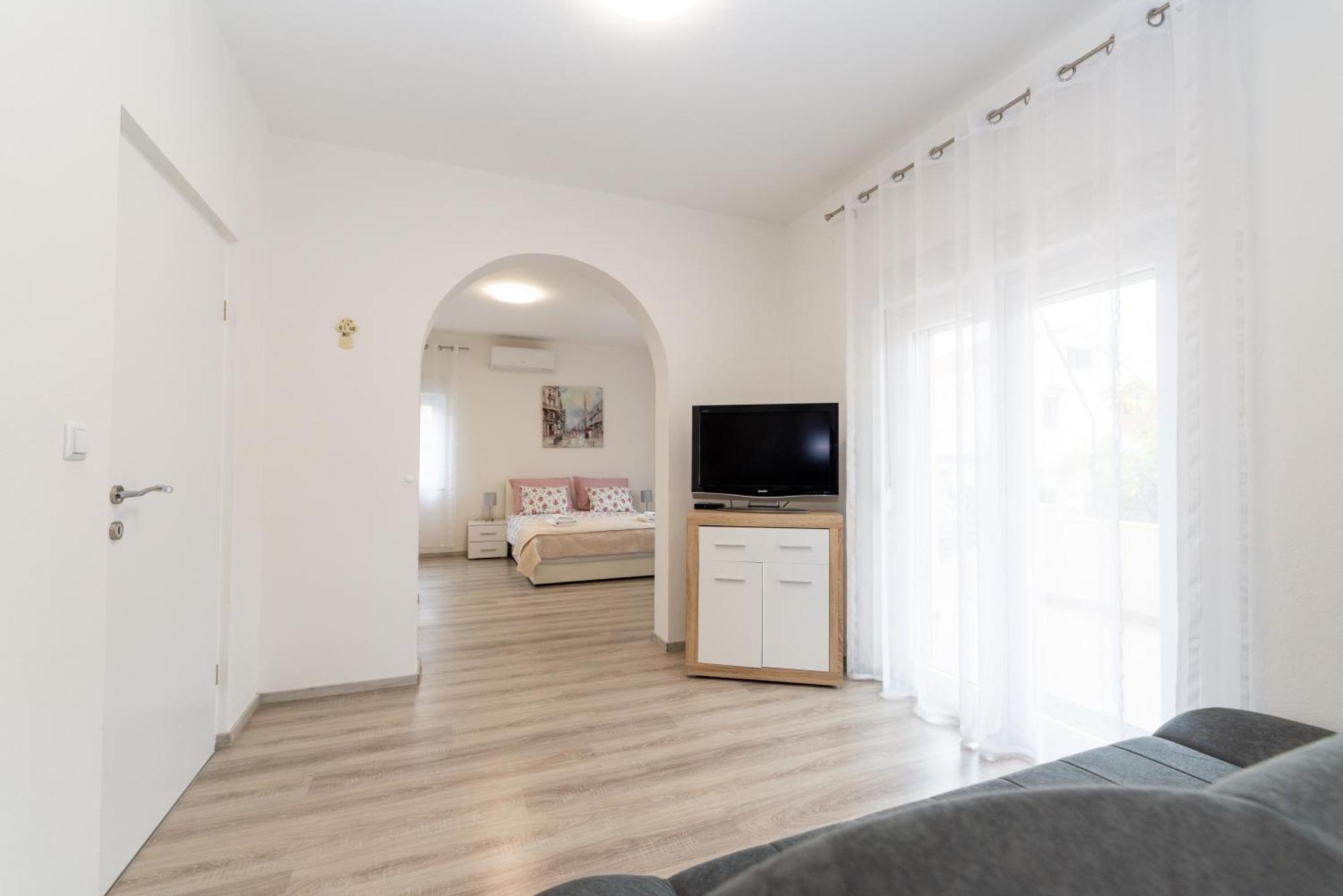 K&f Borik Apartament